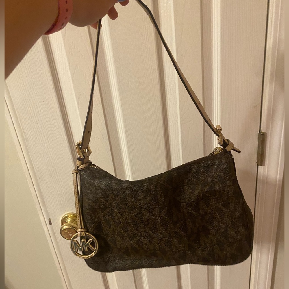 Michael Kors hand bag